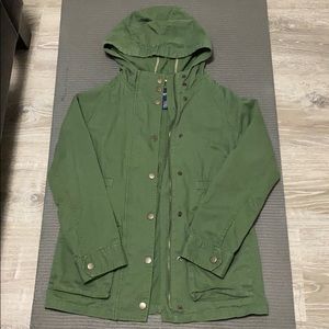 Gaps Kids/Small women’s Army green jacket